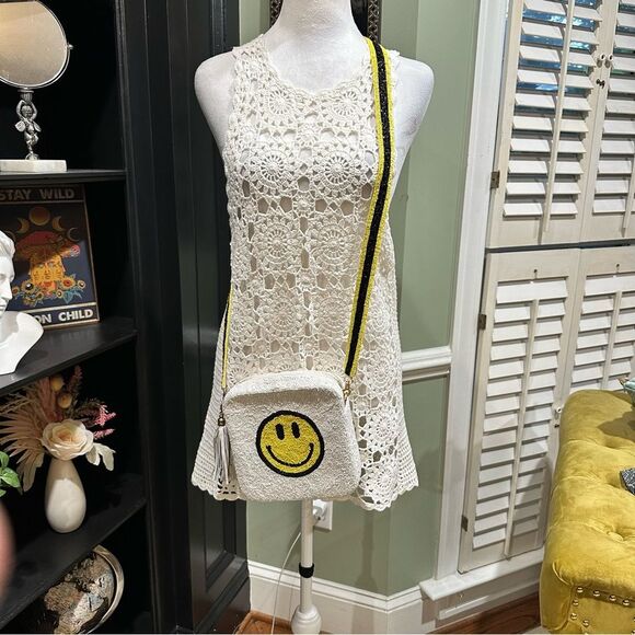 MOYNA Beaded Smiley Face Crossbody Bag - Picture 1 of 10